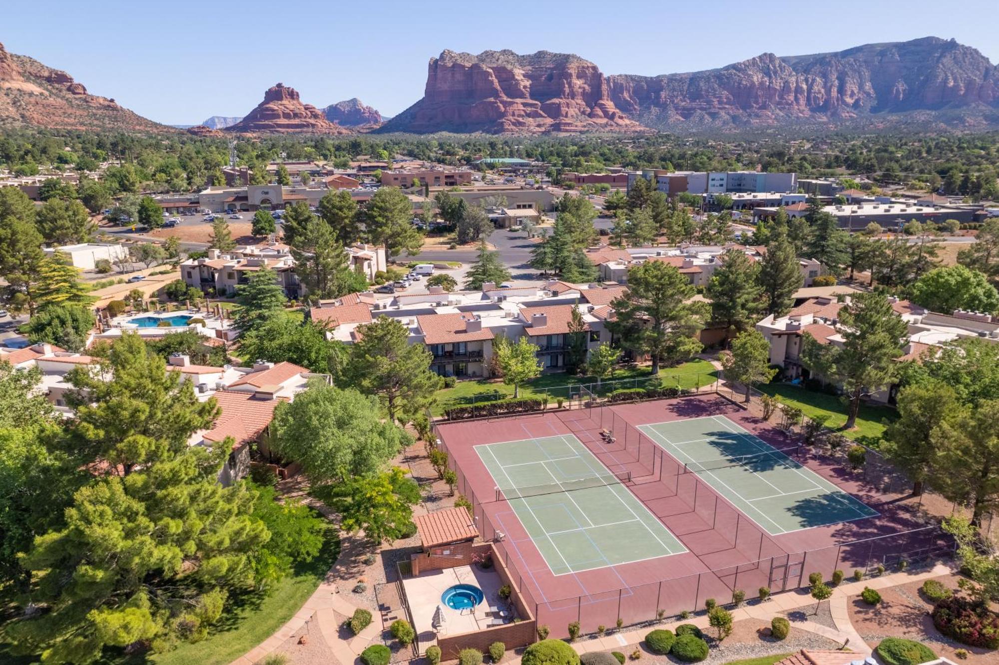 Cozy Sedona Retreat - Pool, Spa, Pickleball 외부 사진